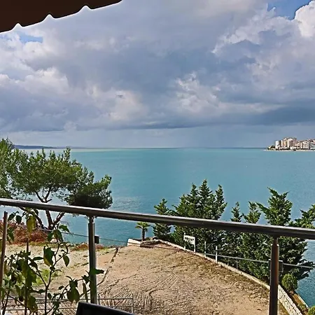 Appartement Golden 2 *