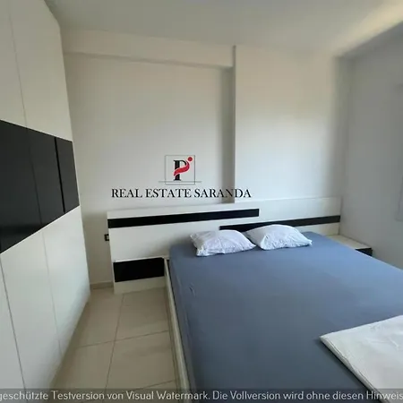 Golden 2 Apartment